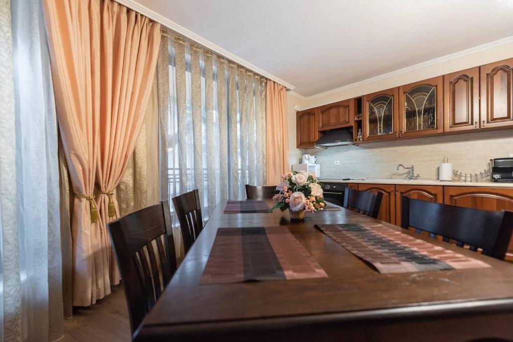 Vazov Residence , Two Bedroom Top Centre Apartment فارنا المظهر الخارجي الصورة