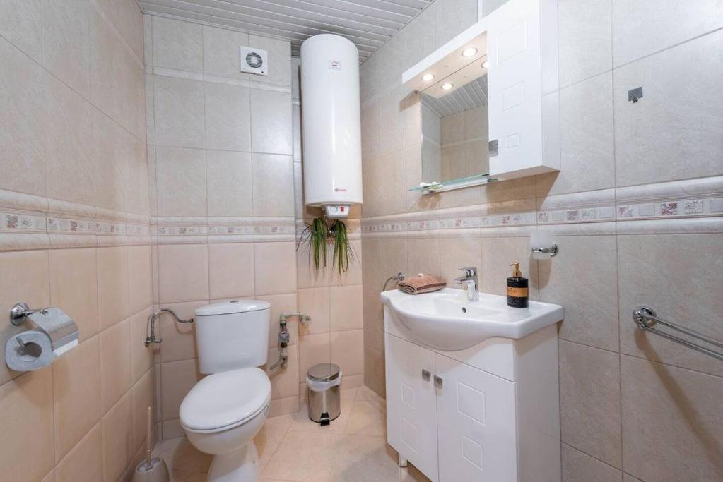 Vazov Residence , Two Bedroom Top Centre Apartment فارنا المظهر الخارجي الصورة